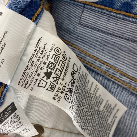 Levi’s 501 Skinny Slim Straight High Rise Jeans - Picture 12 of 13